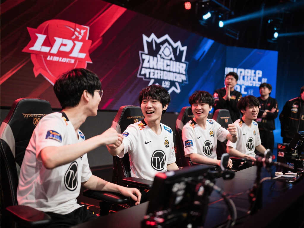 LPL春季赛季后赛对阵出炉，大战一触即发